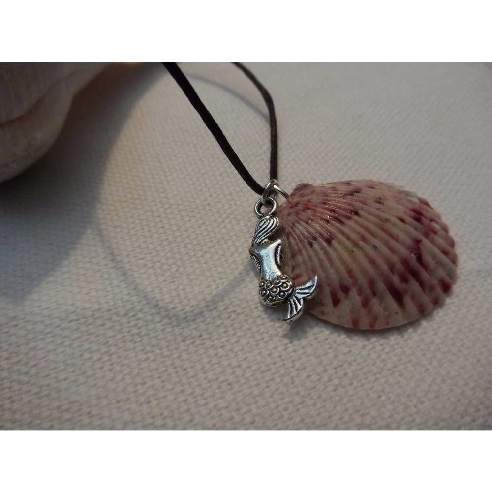 Handmade Shy Mermaid Shell Necklace #67